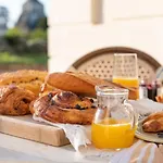Domaine Beaumont - Vignoble & Vigneronne Bed & Breakfast Distré